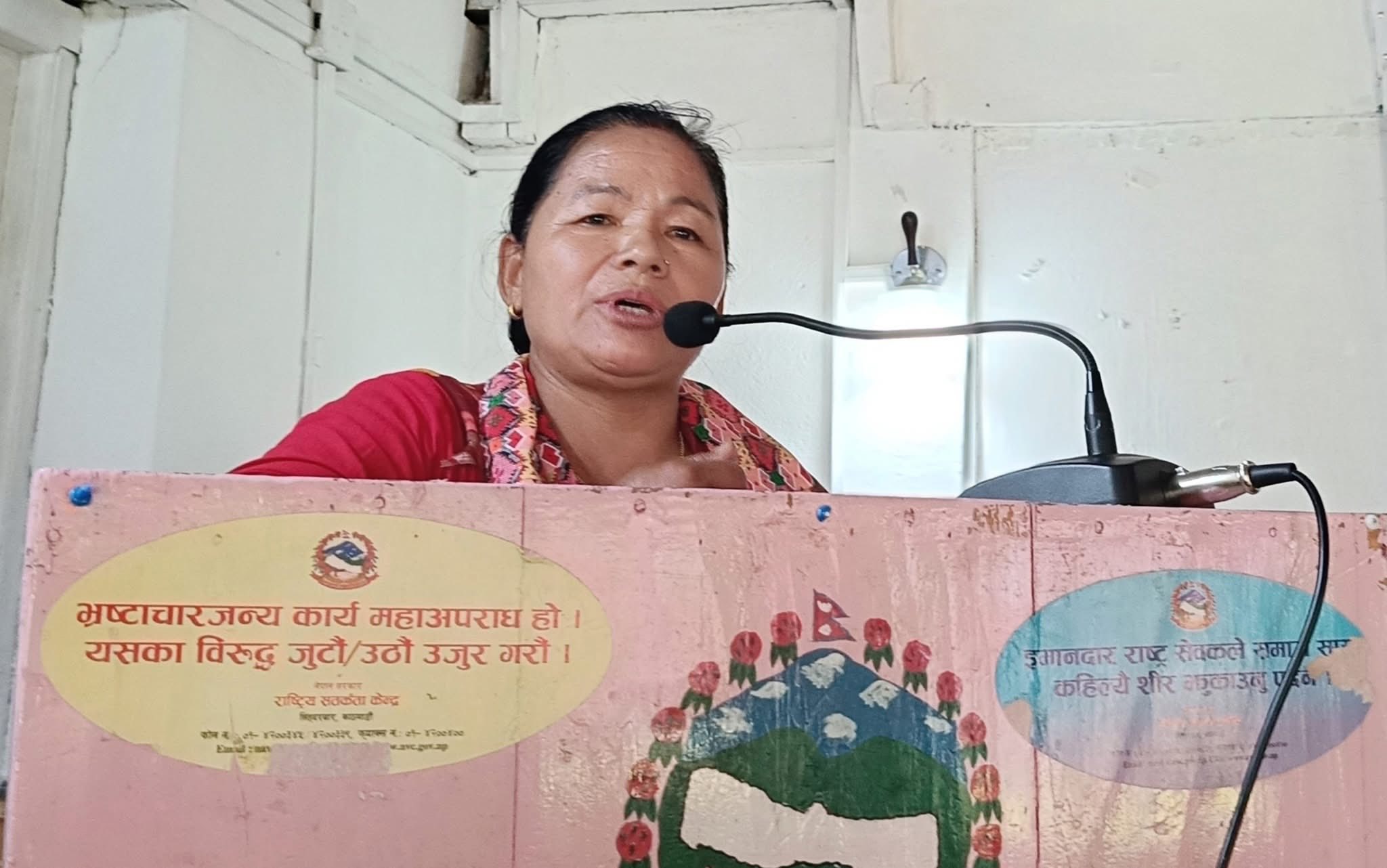 &nbsp;समिक्षा तथा असल अभ्यास आदानप्रदान कार्यक्रममा बोल्दै पाथीभरा याङ्वरक गाउँपालिका उपाध्यक्ष रनमाया गुरुङ