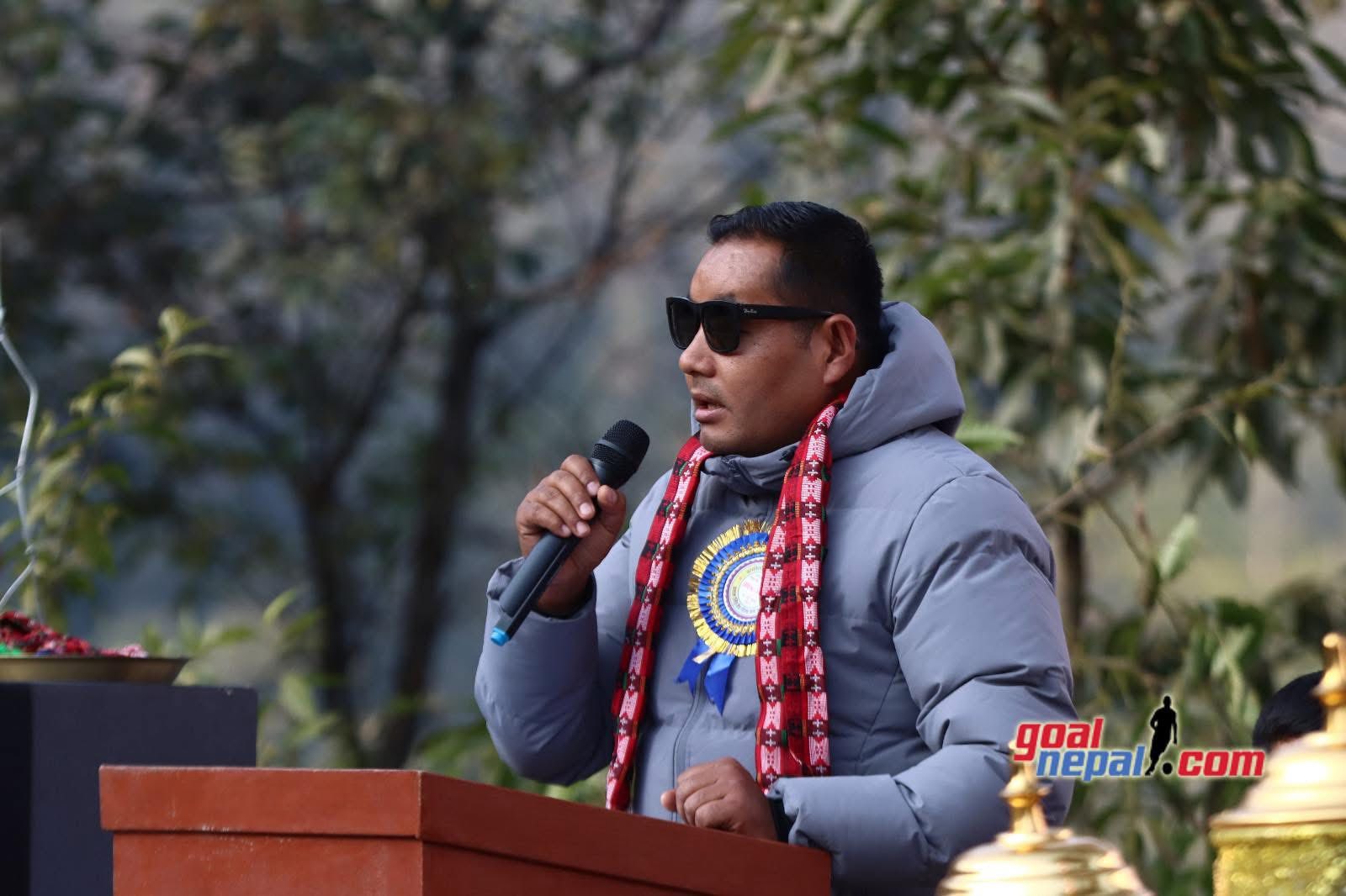 मेरिङ्देन गाउँपालिका अध्यक्ष युक हाँ वीर हाङगाम (डम्बर) ।